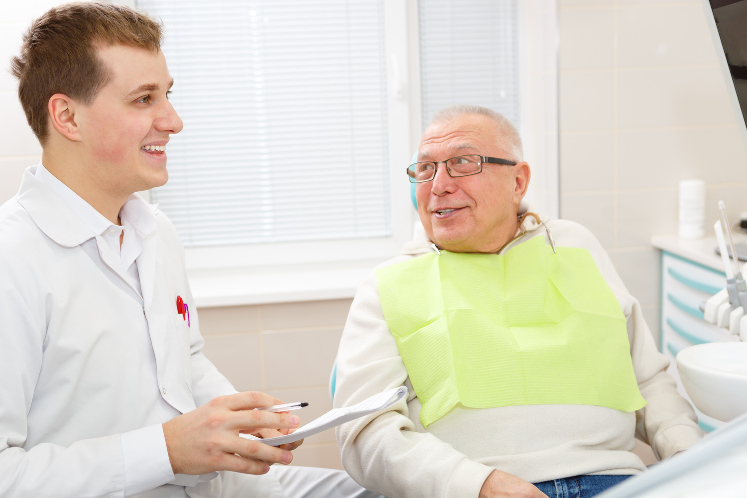 9 Easy Dental Care Tips for Older Adults